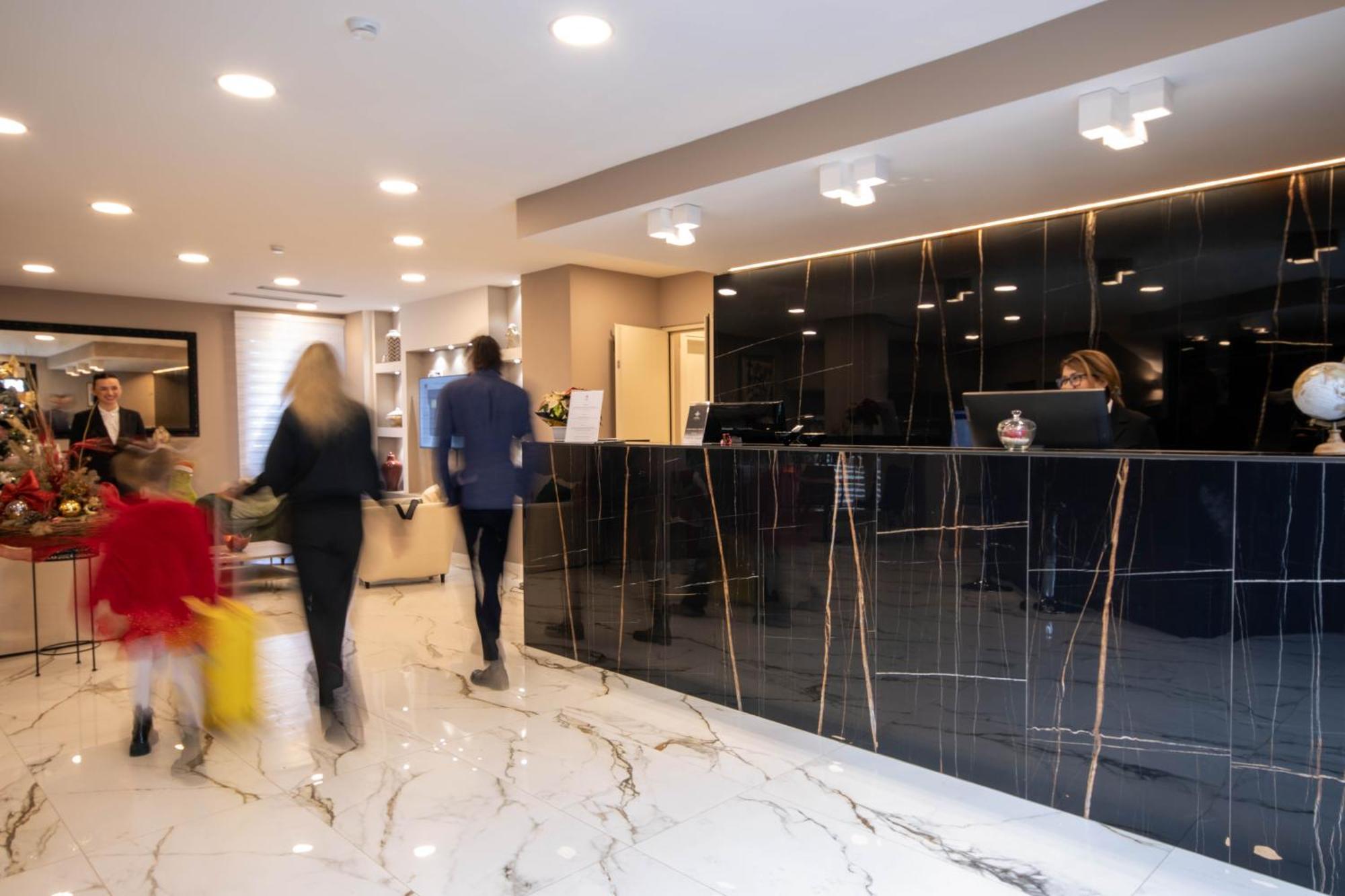 Emma Hotel Bologna Fiera 그라나롤로 델 레밀리아 외부 사진