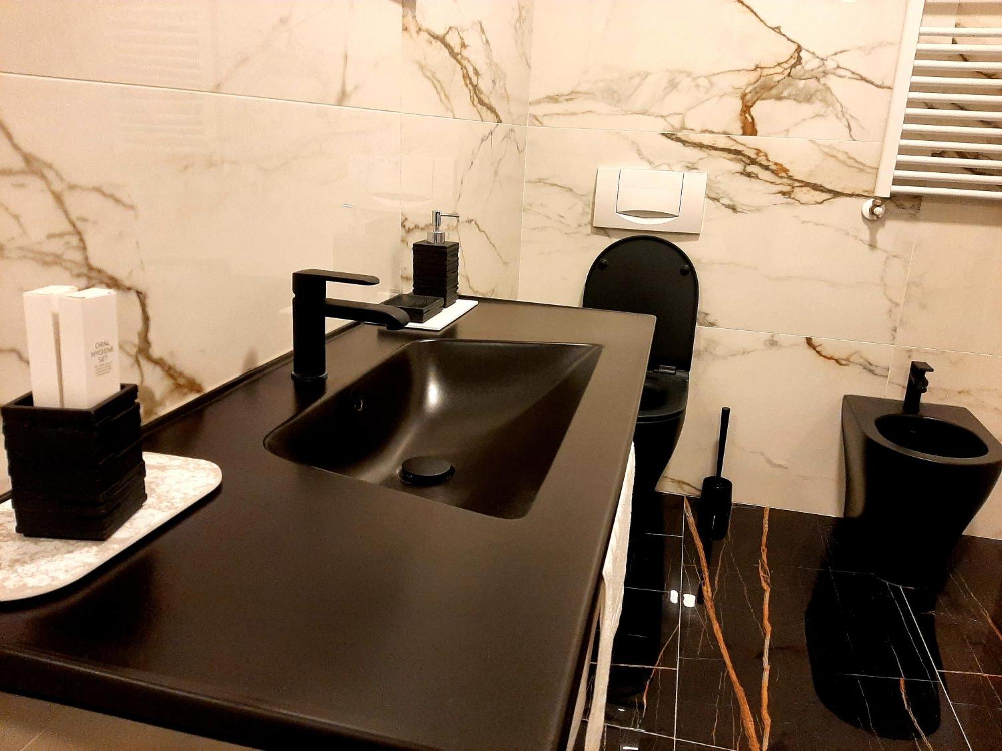 Emma Hotel Bologna Fiera 그라나롤로 델 레밀리아 외부 사진